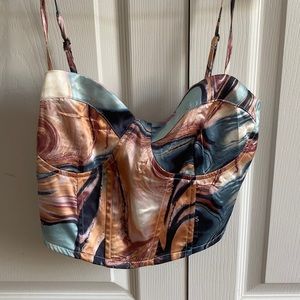 A cute crop top from the kendall and kylie brand but originally from pacsun!